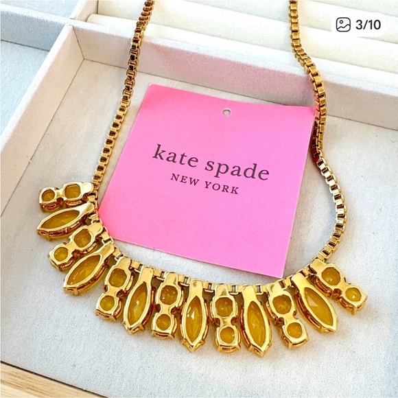 Kate Spade New York Yellow Gold Marquee Bib Victorian Statement Necklace Rare - Picture 3 of 8